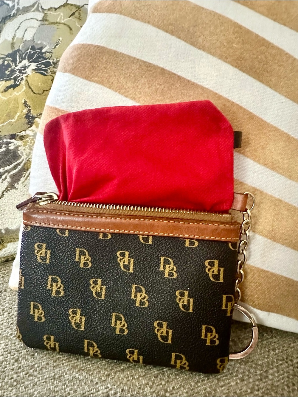 Dooney & Bourke SET w: NWT Black Leather Satchel, & Signature Logo wallet - Picture 5 of 16